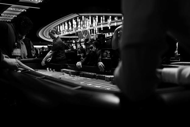 UK data reveals shift from pre-match to live sports betting live sports betting